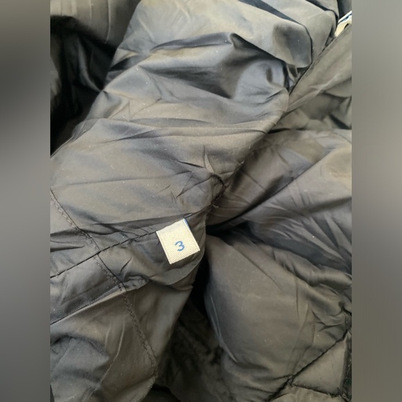 Moncler Laurie Down Filled Puffer Vest with Hood - Picture 7 of 16